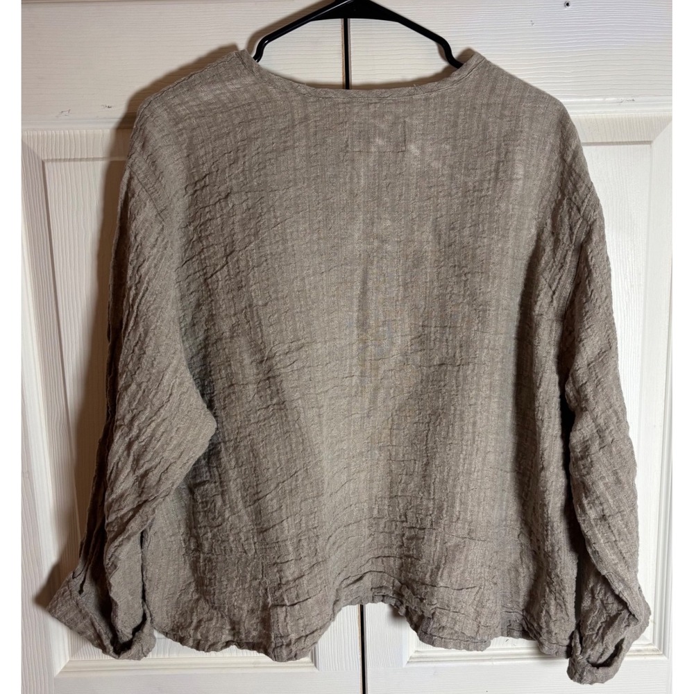 Flax Women's Button-Down Linen Shirt Jacket in Taupe - Picture 2 of 8